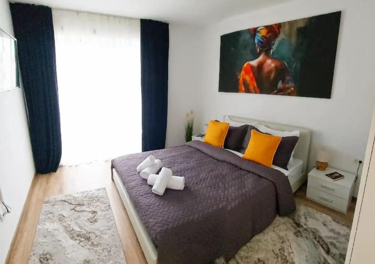 Sunny Loft & Parking 2 Apartament *