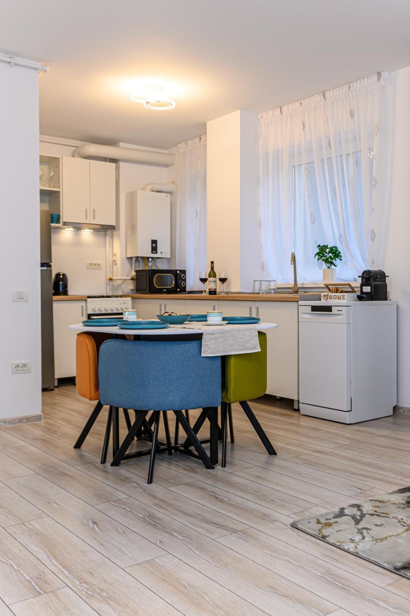 Sunny Loft & Parking 2 Brasov